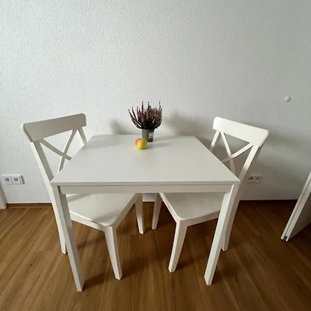 Moderne Einliegerwohnung Am Park Weingarten  Exterior foto