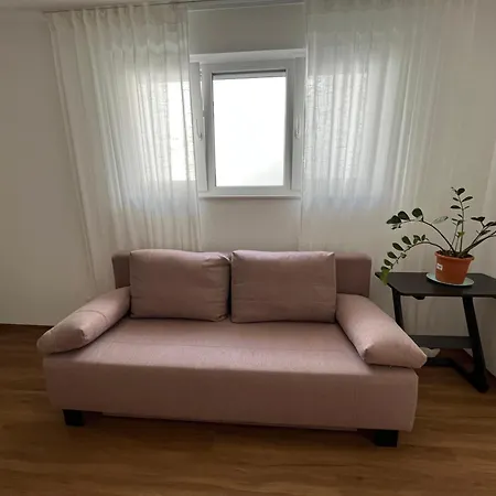 Moderne Einliegerwohnung Am Park Weingarten  Exterior foto