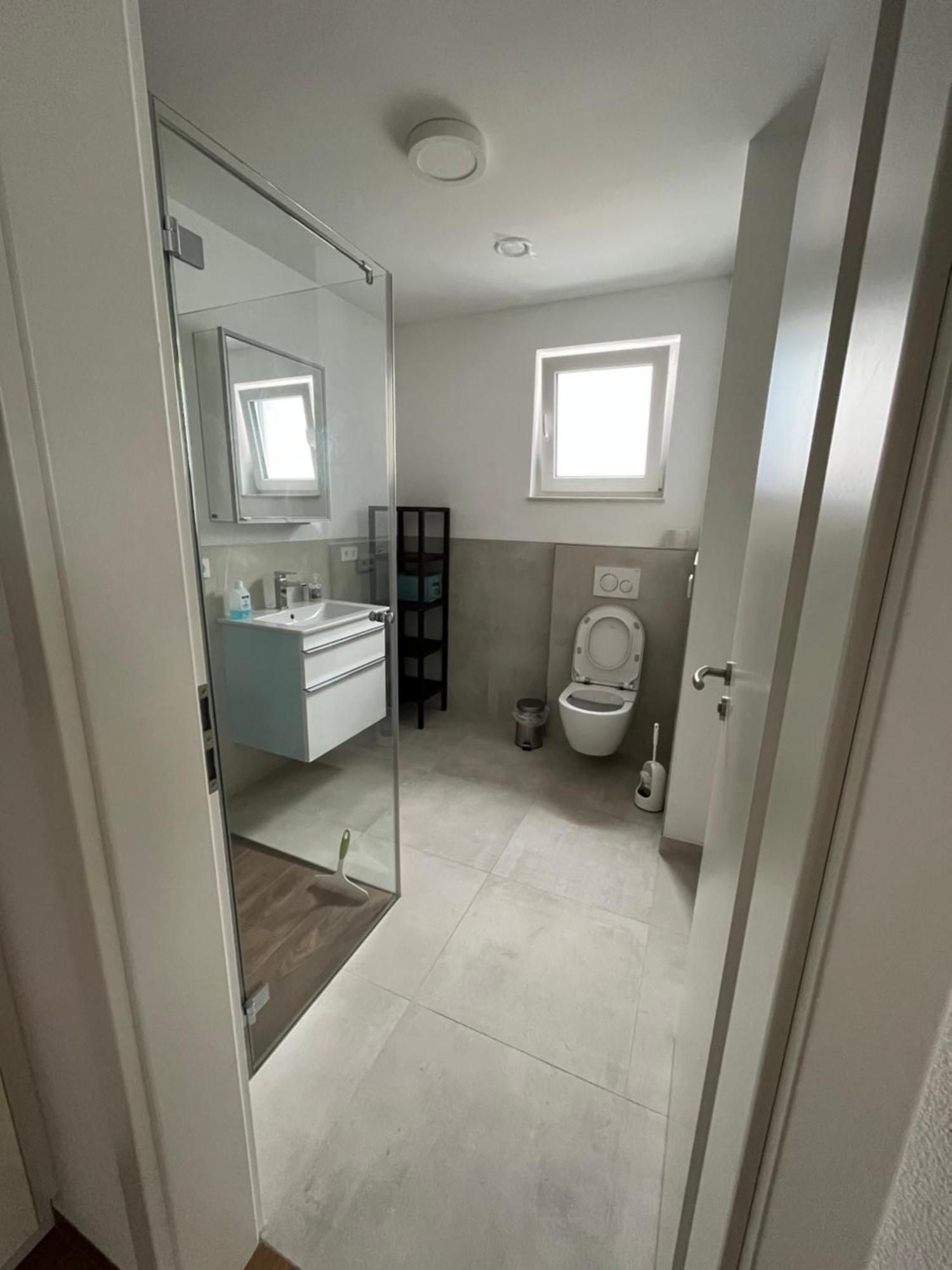 Moderne Einliegerwohnung Am Park Apartment Weingarten (Wuerttemberg)