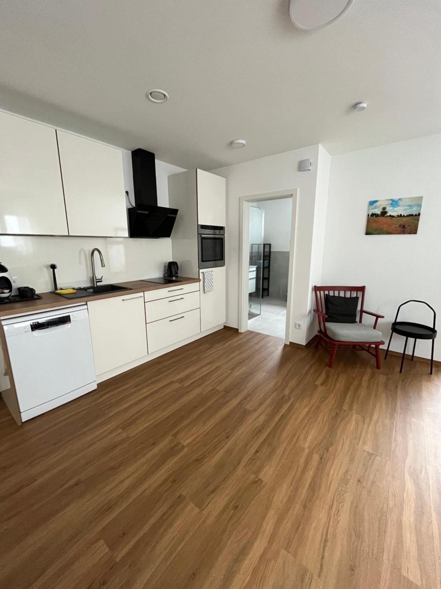Moderne Einliegerwohnung Am Park Apartment *