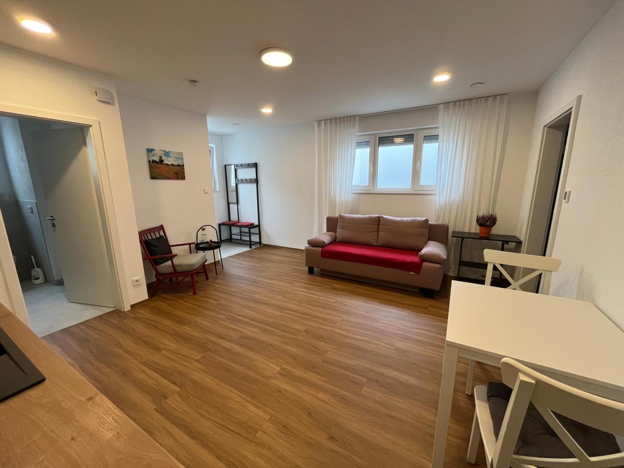 Moderne Einliegerwohnung Am Park * Weingarten (Wuerttemberg)